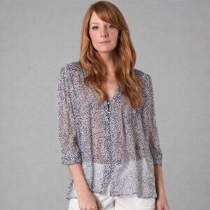 Joie Women’s Navy & White Laurel Printed Blouse Size S Textured Crepe V-Neck